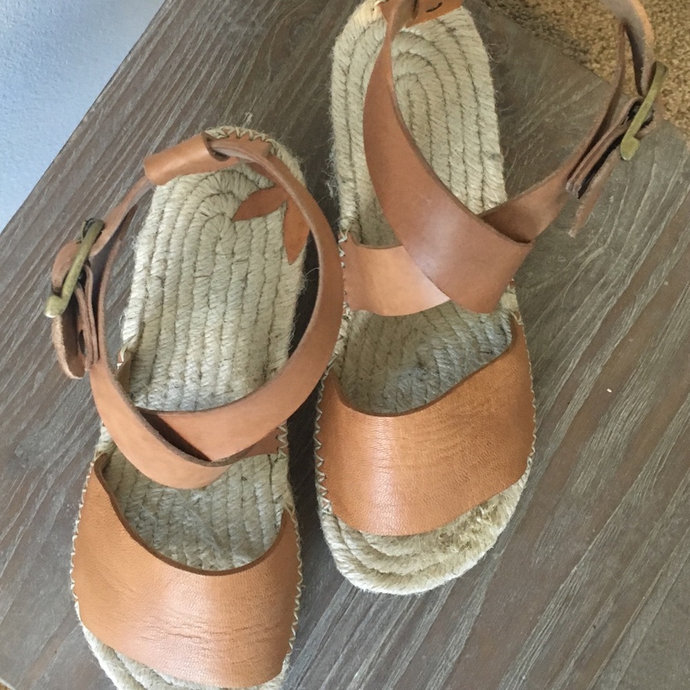 NWOT Espadrille leather Sandals